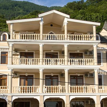 Hotel San Arda Gagry Eksteriør bilde