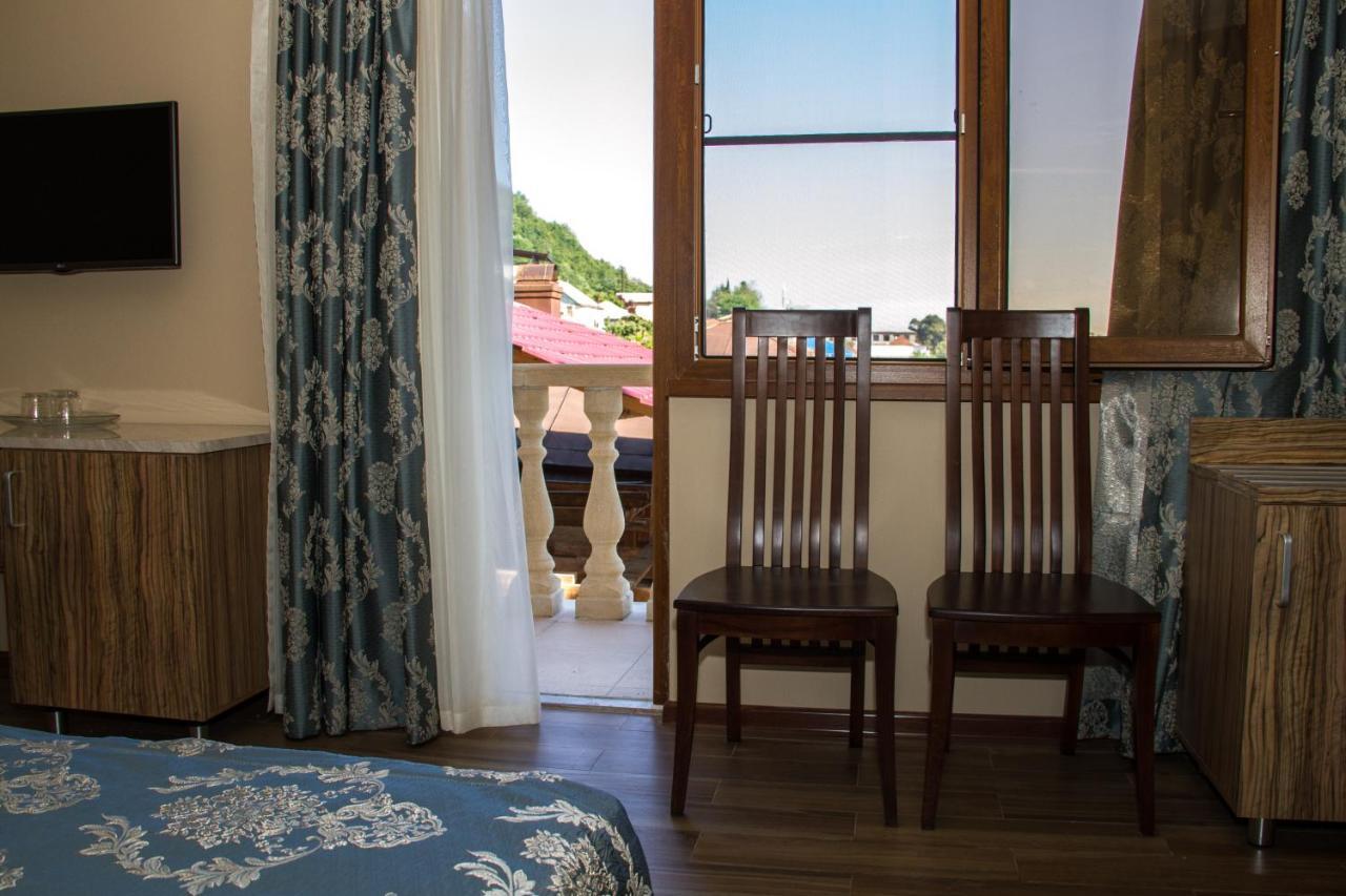 Hotel San Arda Gagry Eksteriør bilde
